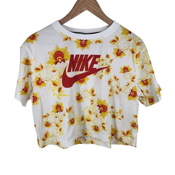 Nike Tee Cropped Tshirt Womens Floral Short Sleeve‎ Size M Crew Neck - Picture 6 of 9